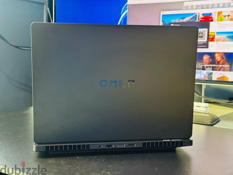 hp omen max 16 rtx 5090 3