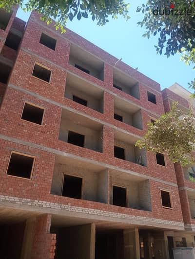 75 meter apartment first floor red brick