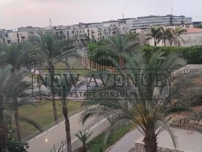 Penthouse for Sale in Beverly Hills | 257 sqm | 3 Bedrooms | Roof Studio | 80 sqm Terrace | Green View
