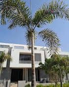 Apartment for sale in JOULZ Compound | Phase 3   Prime location in the eastern expansions.  The project is in a prime location with easy access to S