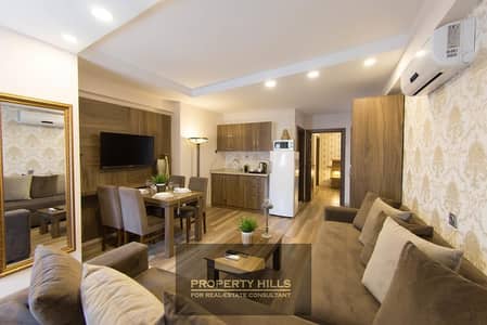 شقة فندقية فوري متشطبة تشطيب High End بالتكيفات في اركان بالم بخدمات فندقية من Crowne Plaza في الشيخ زايد