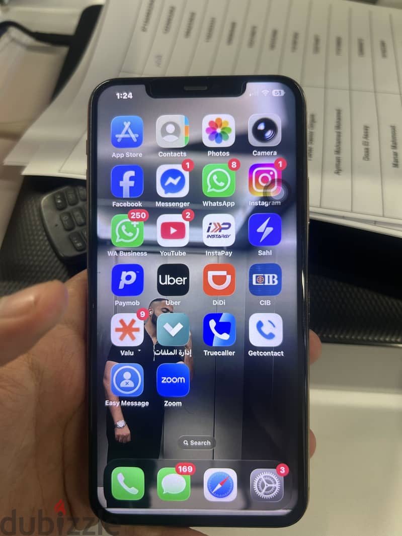 Apple - iPhone 11 Pro Max 4