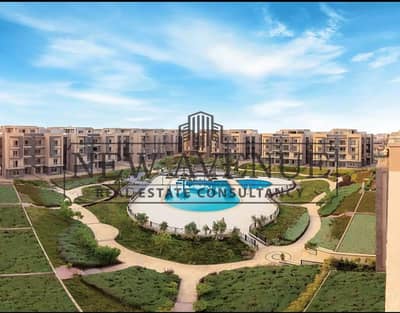 شقة للبيع بأقل من سعر السوق بفيو مميز على الـ Water Features في جاليريا مون فالي Galleria Moon Valley