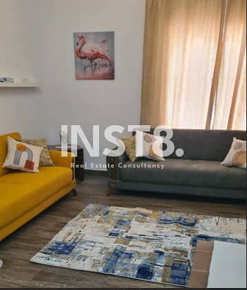 استديو مفروش بالكامل للبيع بموقع مميز في هايد بارك