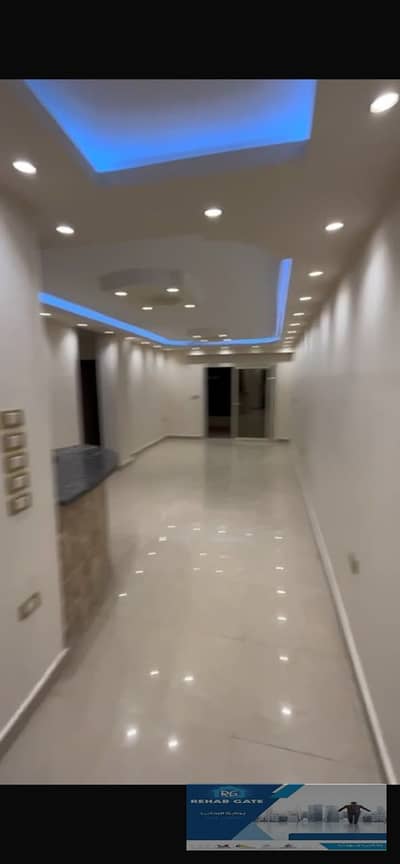  Apartment for Rent (New Law Contract) in Al Rehab City    Phase 3 – Al Rehab City  Area: 90 sqm  4th Floor  Elevator   2 Bedrooms 