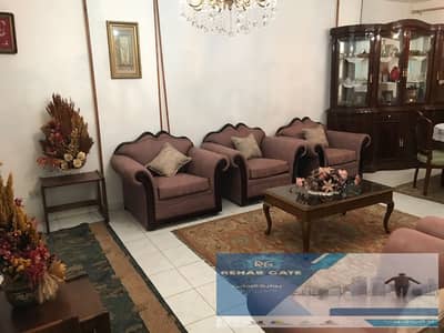  متاح شقة مفروشة للإيجار في مدينة الرحاب    المرحلة الثانية – مدينة الرحاب  المساحة: 123 متر  الدور الثاني  بدون أسانسير   3 غرف نوم
