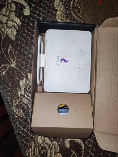 للبيع راوتر we dg 8045