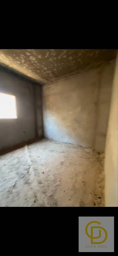 136sqm 3rd Floor side View Apartment for Sale in 5th District Buildings | 3 Bedrooms & 2 Baths with Elevator, Garage & Storage Room