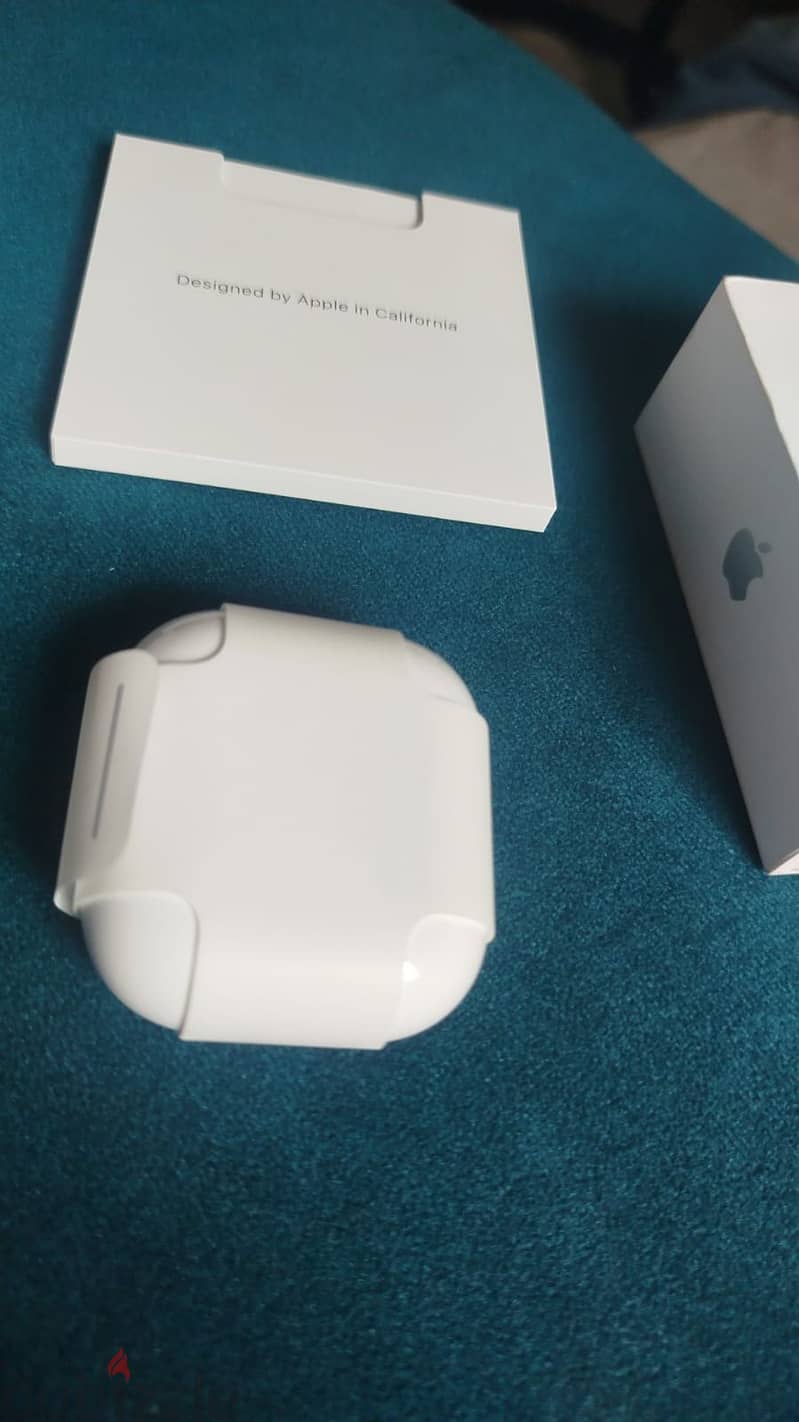Apple Air Pods 4 4