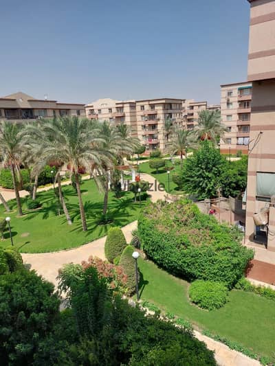Apartment 200m for sale in Al Rehab cash