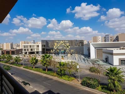 شقة 100 متر للبيع كاش في الـ B8 بمدينتي بإطلالة مباشرة على المسجد والخدمات والجاردن