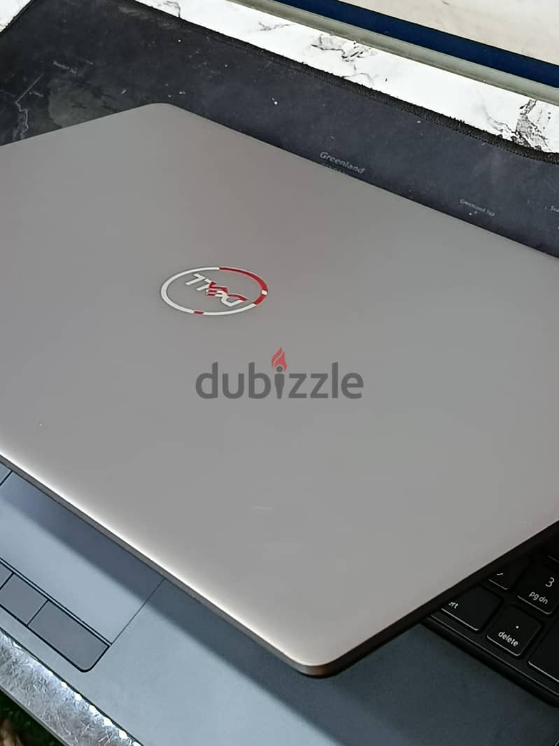 DELL 7550 6