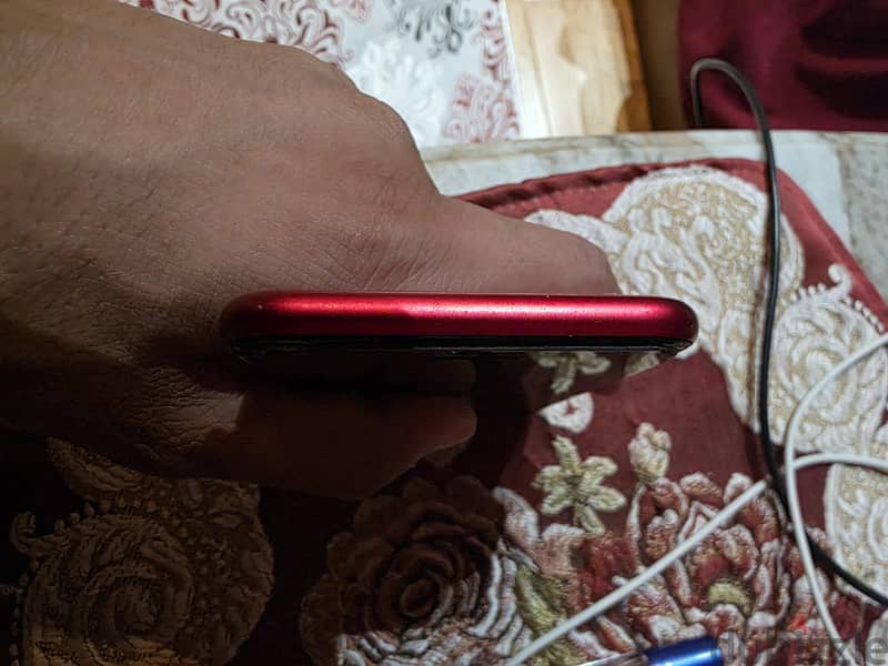Apple - iPhone SE 2022 5