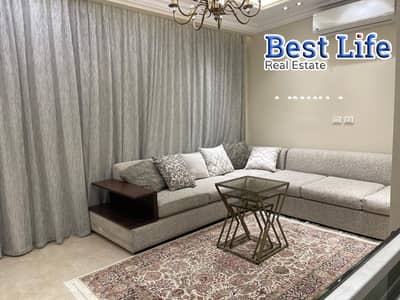 بنتهاوس فاخر للإيجار في فيفث سكوير – المراسم | التجمع الخامس | 192م + تراس 100م | 2 نوم | 3 حمامات | ألترا سوبر لوكس | 70 ألف