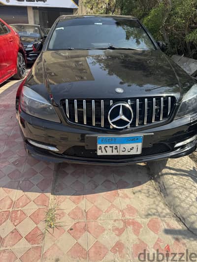 Mercedes-Benz C300 2009 12