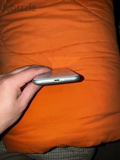 Apple - iPhone 11