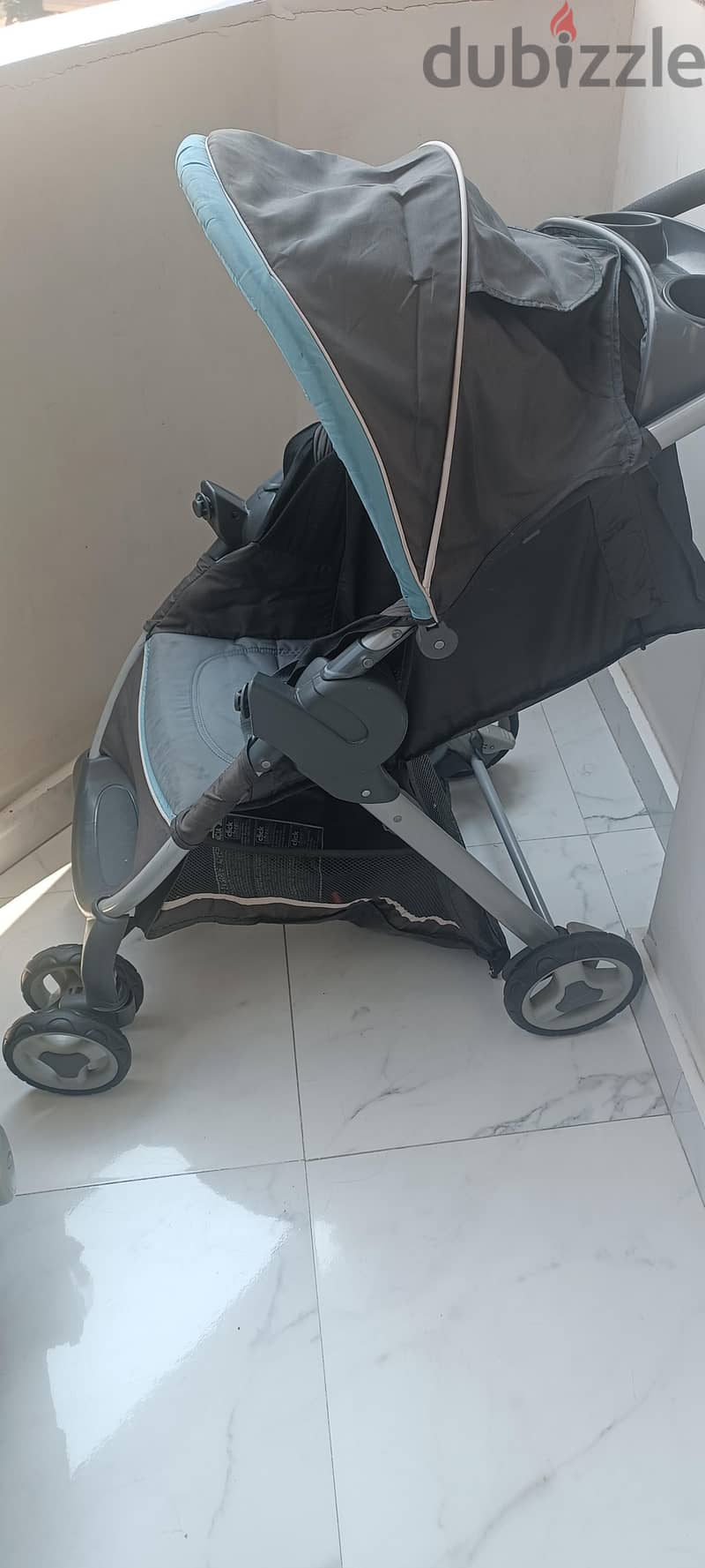 Stroller and car seat 10
