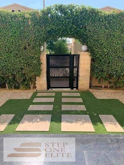 Villa for Sale with 5 Master Bedrooms & 65m Private Garden - Very Near Delivery Adjacent to Madinaty for Only 8,600,000 EGP Cash