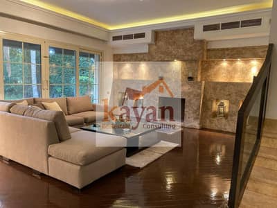 فيلا مستقلة مفروشة للإيجار في Katameya Heights | إطلالة مباشرة على الجاردن والـ Pool