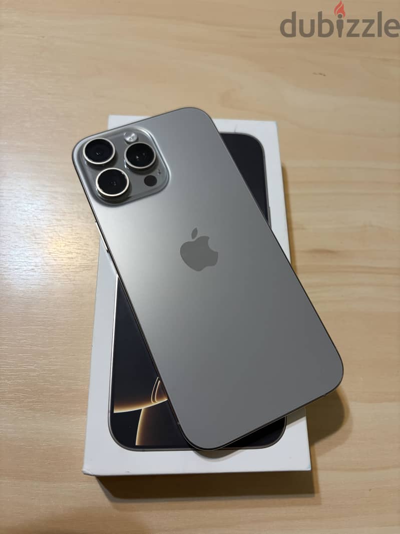 Apple - iPhone 16 Pro Max 1