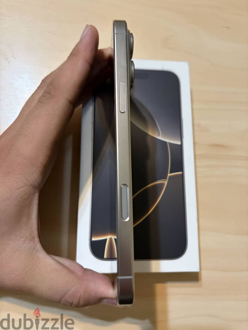 Apple - iPhone 16 Pro Max 3