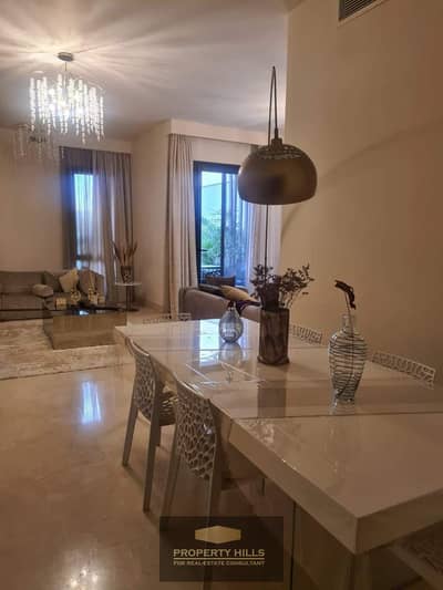 A shot of an apartment finished with air conditioning overlooking the Pyramids next to New Giza