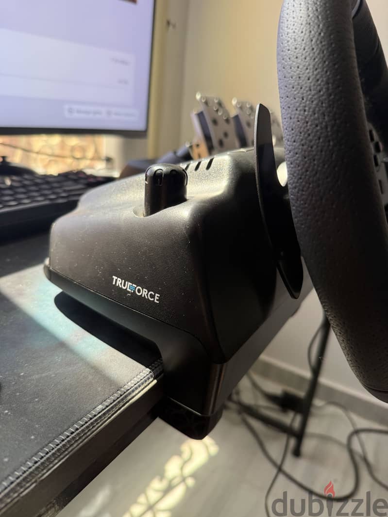 Logitech g923 trueforce steering wheel XBOX/PC 2