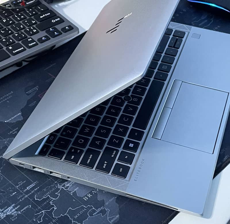 HP Elitebook 845 G8 1