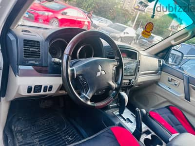 Mitsubishi Pajero 2014