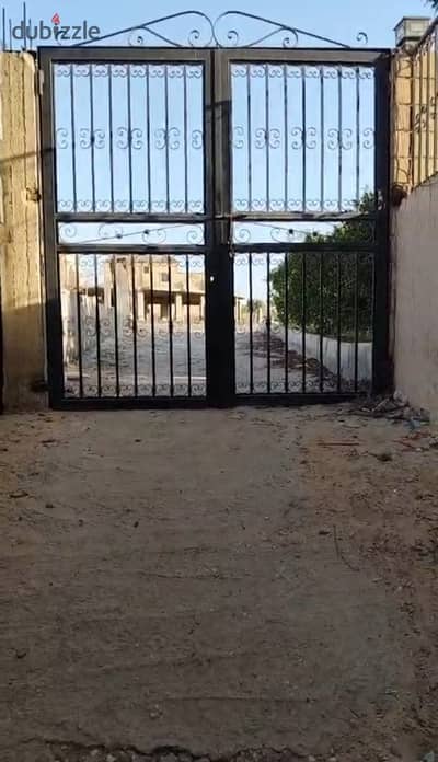 دوبلكس أرضي + بيزمنت للبيع بمدينة الشروق – الحي الثالث شرق