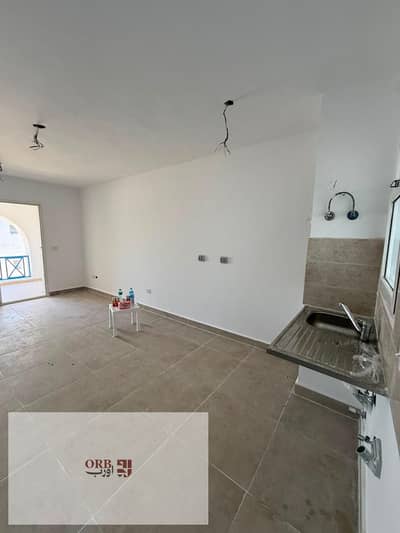 شاليه للبيع في ماونتن فيو رأس الحكمة Mountain View Ras El Hikma الساحل الشمالي 92م دور أول غرفتين و2 حمام فيو لاجون متشطب بالكامل استلام فوري Lagoon View North Coast