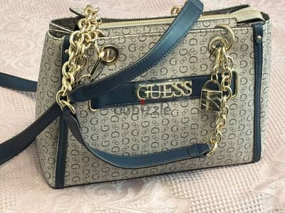 شنطة جديدة اصلي  GUESS