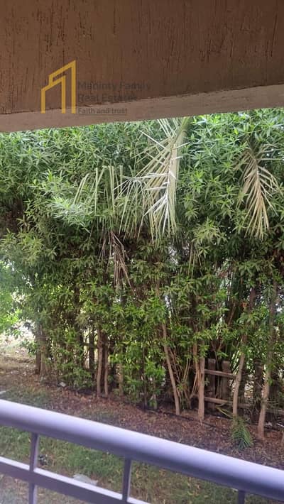 للبيع شقه ارضي بحديقه خاصه بمدينتي للبيع خالصه كل شي 90 متر و 45 حديقه
