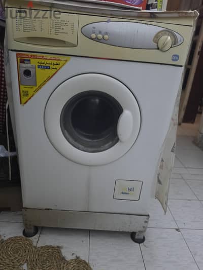 غسالة زانوسي ٨ ك Zanussi 8KG
