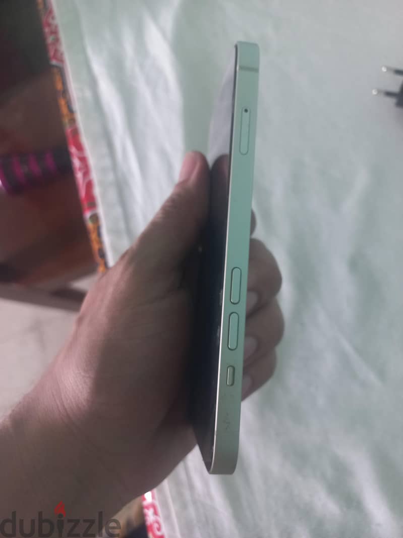 آبل - آيفون 13 4