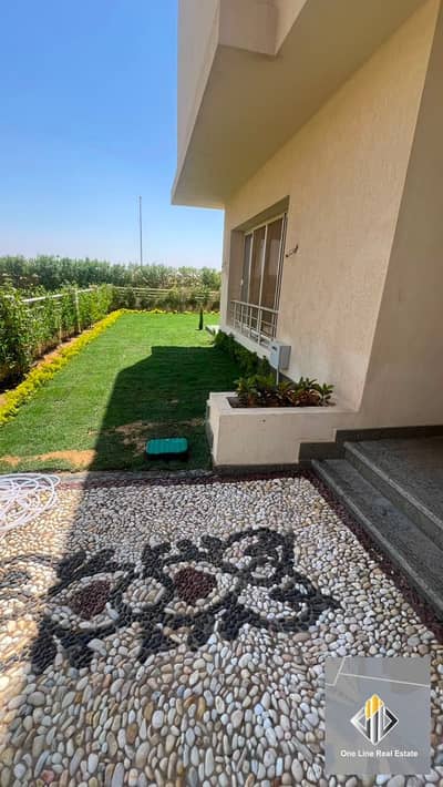 Twin House Villa for rent with kitchen and air conditioning in Grand Heights Compound, minutes from Dahshur Link and next to Mountain View