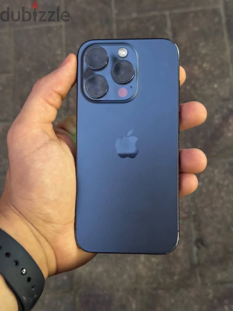 Apple - iPhone 15 Pro 2