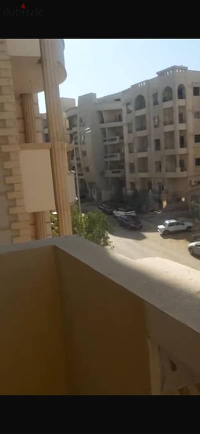 شقة تميزك في قلب التجمع الخامس باللوتس الشمالية منطقة 3، خطوات معدودة من شارع التسعين الشمالي ونادي بلاتينيوم والجامعة الأمريكية والمراكز التجارية.