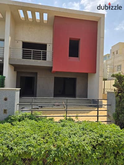 Villa ii next to the Thawth Park without finishing Villas 15 Madinaty