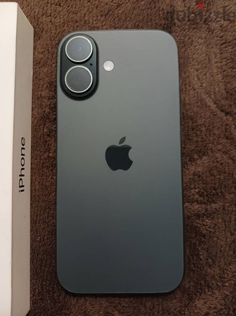 آبل - آيفون 17 4