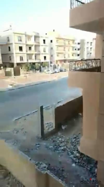 شقة للبيع بمدينة الشروق – المنطقة الخامسة