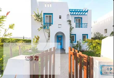 شاليه للبيع في ماونتن فيو رأس الحكمة Mountain View Ras El Hikma الساحل الشمالي 132م + 85م جاردن أرضي 3 غرف فيو بحر متشطبة بالكامل North coast