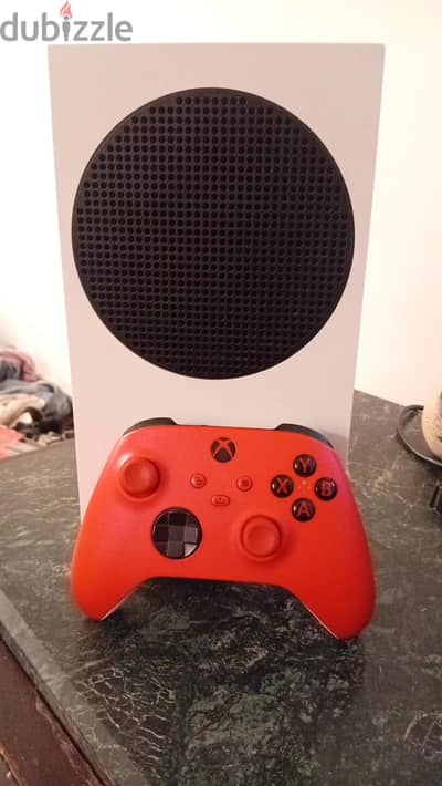 xbox series s 512gb حالة ممتازة