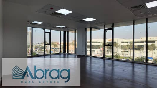 للايجار مكتب إداري 90م بالتشطيب والتكييفات في سنترال افينيو في الشيخ زايد – Central Avenue