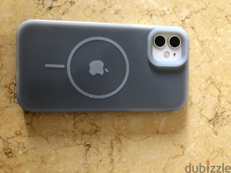 Apple - iPhone 11 2