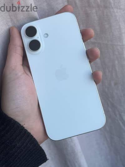 Iphone 16 & ايفون 16 استعمال خفيف *قابل للتفاوض*