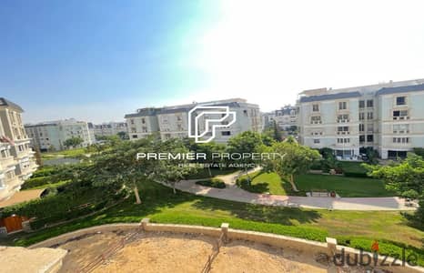 Mountain view Hyde park     Penthouse for sale   166 m + 80 m roof