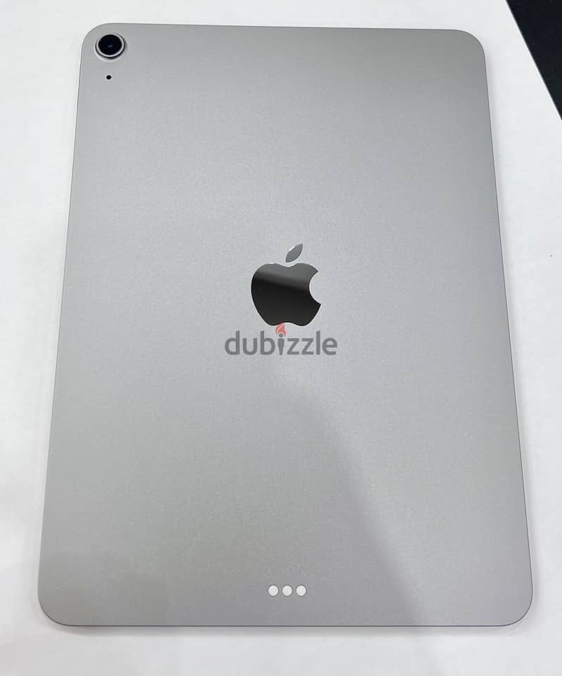 Ipad Air M3 used like new 1
