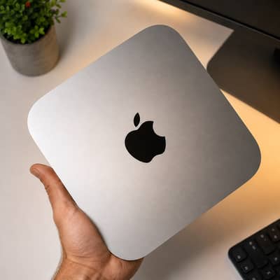 Mac mini M2 بالعلبة — حالة ممتازة + حامل هدية
