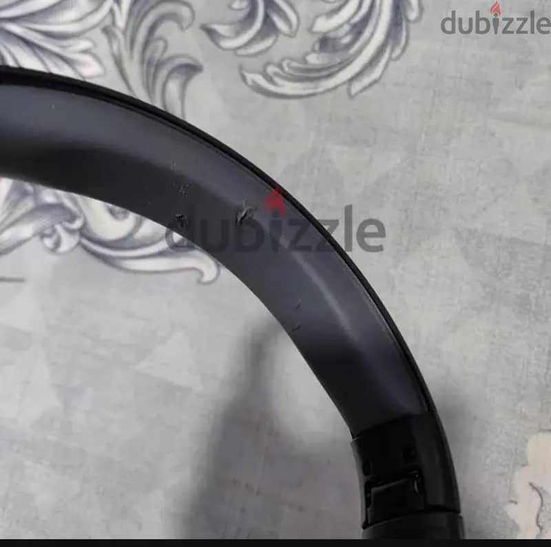 سماعه موتريلا 4